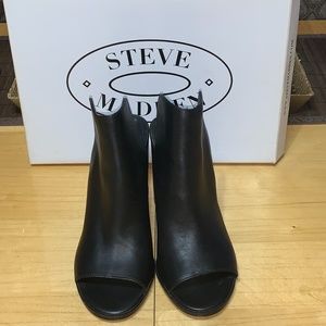 Aldo Black Leat Heels